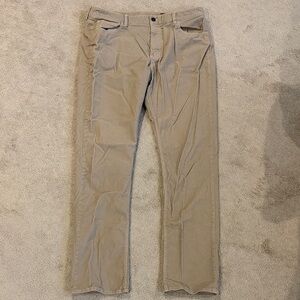 Vineyard Vines Men's Tan Pants